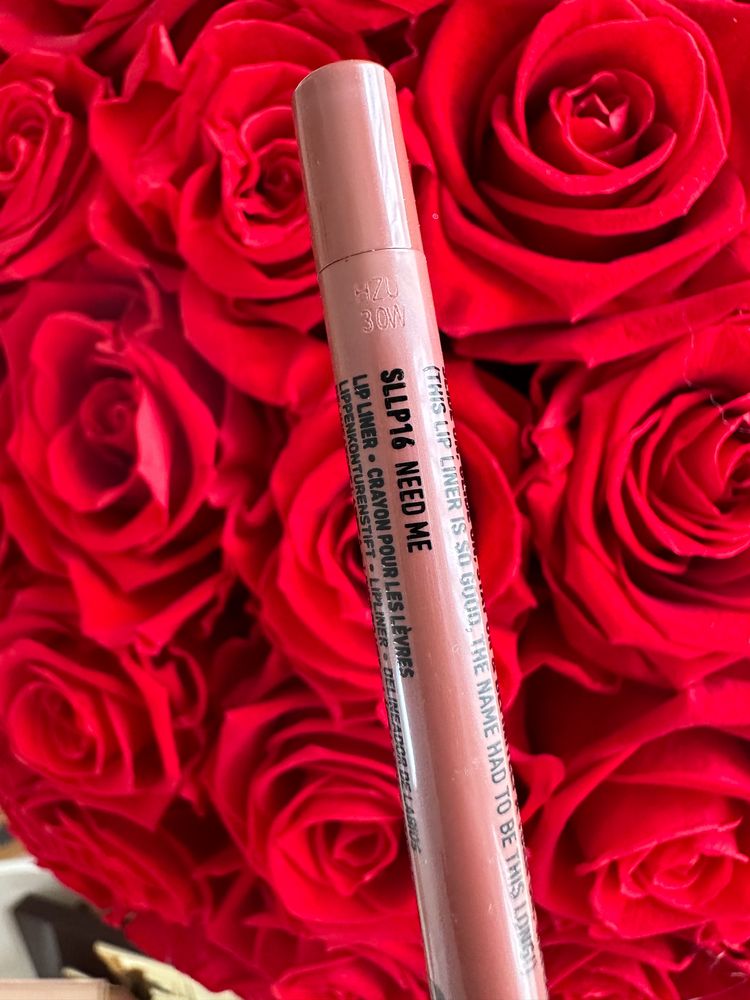 NYX Profesional kredka do ust Konturówka kolor Need me