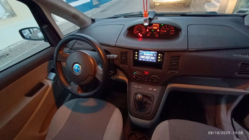 Fiat Idea 1.2 16V Active