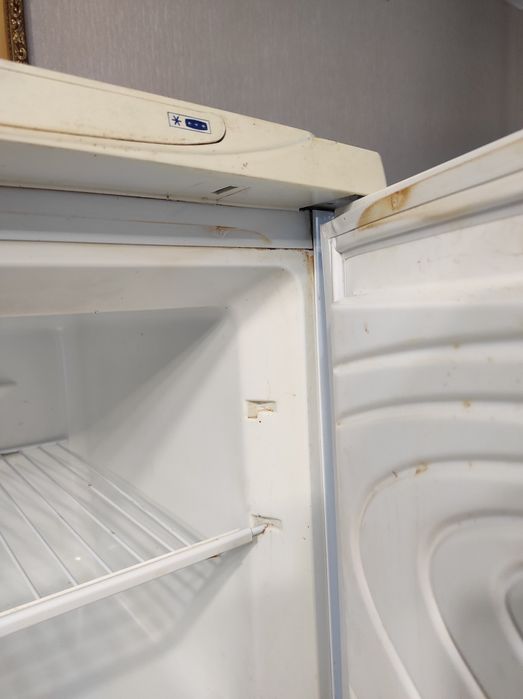 2-х камерний холодильник Днепр у робочому стані