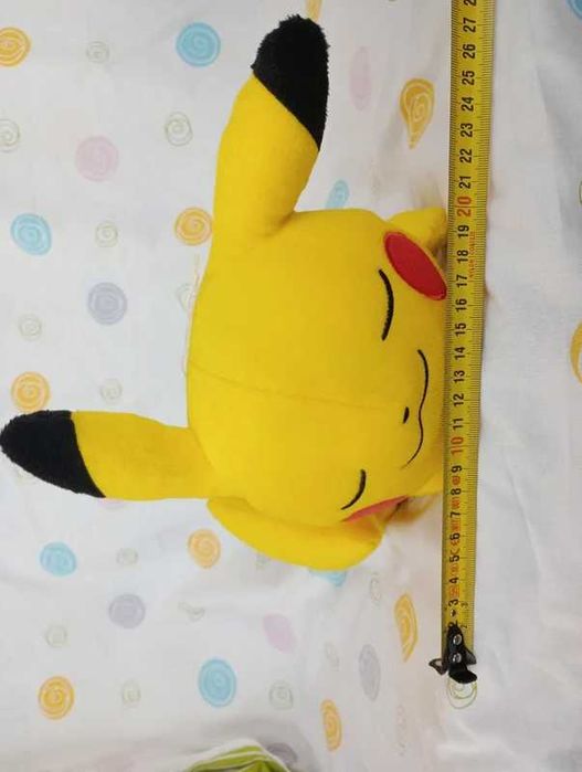 pokémon peluche Pikachu a dormir banpresto bandai