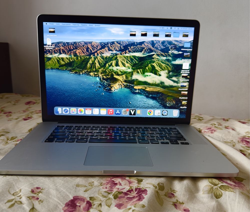 Macbook pro 15 16.256