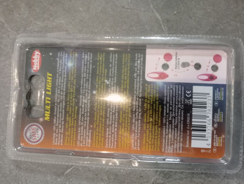 Lampka LED dla psa na smycz