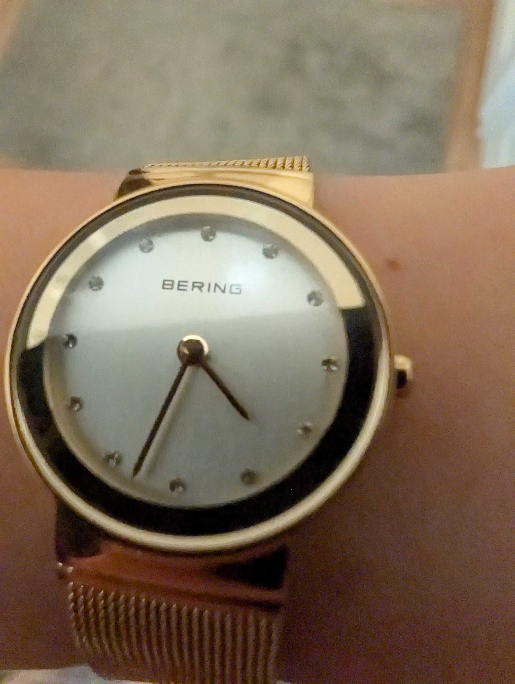 Bering - zegarek Damski