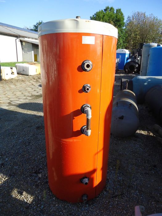Bojler stalowy z dwoma wężownicami 400 litrów stojący