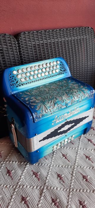 Concertina semi nova
