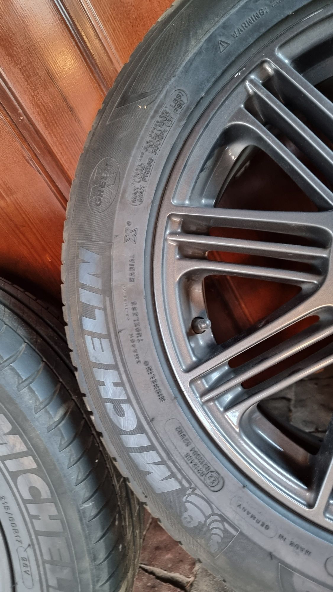 Комплект дисків Тойота 17" з шинами 215/60 R17, 7Jx17H2 ET 45 + літн