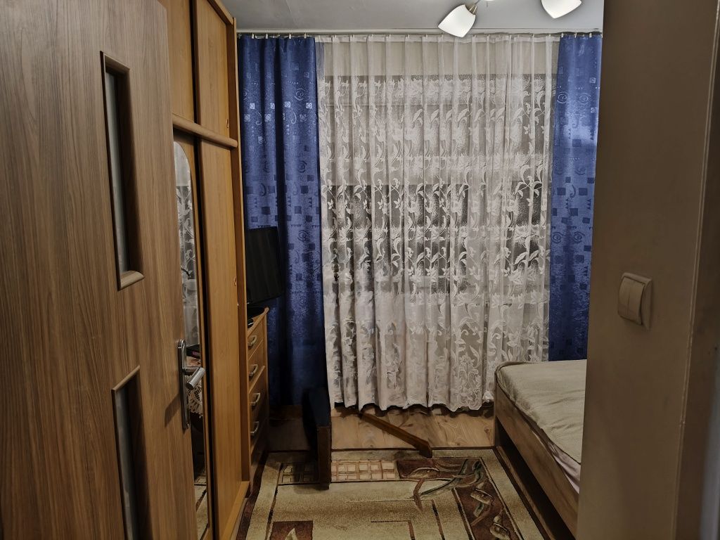 Sprzedam lub zamenie na mniejsze bezposrednio 48m 2 pietro
