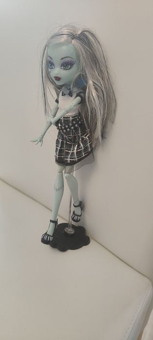 Oryginalne lalka monster z dźwiękiem