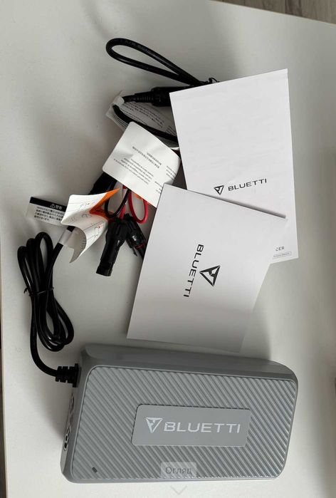 Продам новий Зарядний пристрій Bluetti DC Charging Enhancer D050S