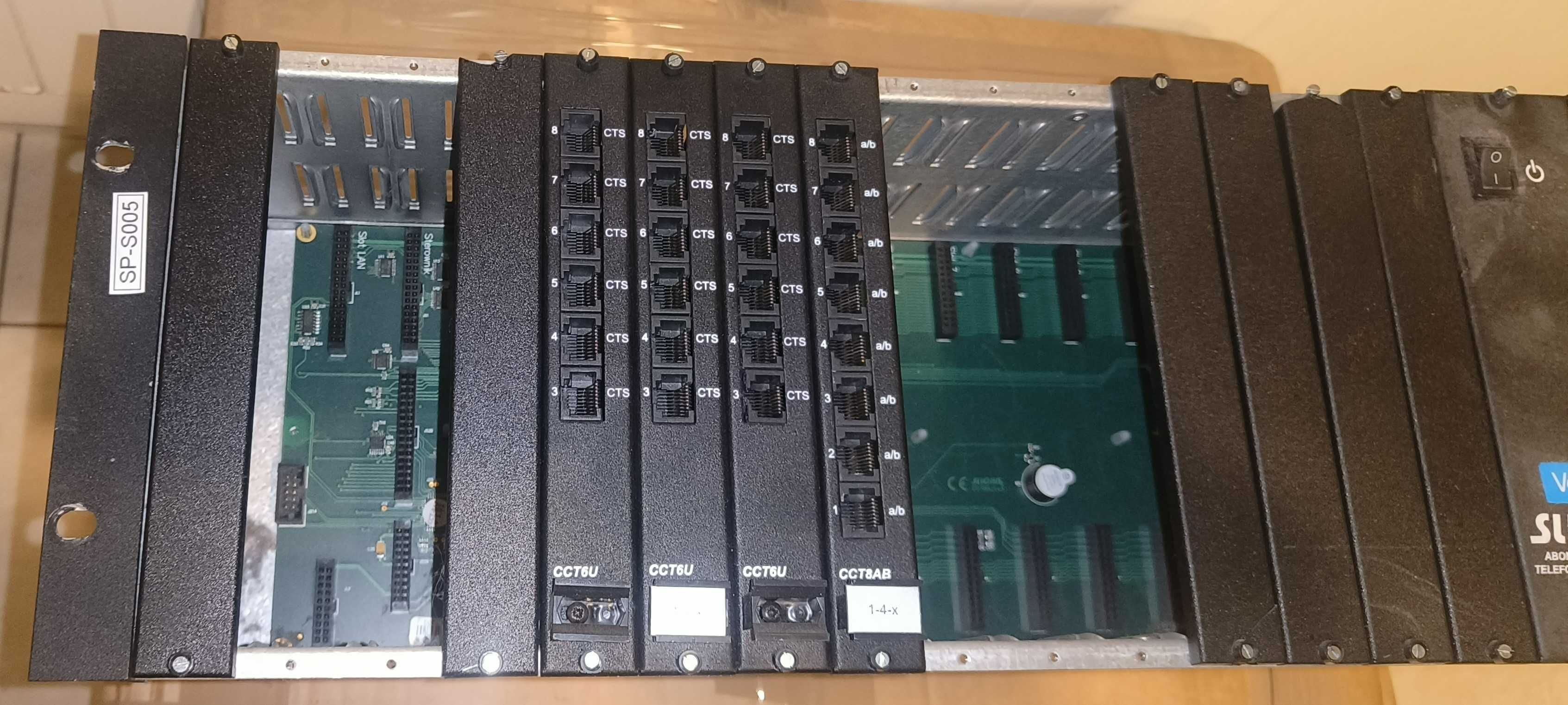 Karty od centrali telefonicznej Slican CCT-1668. EU