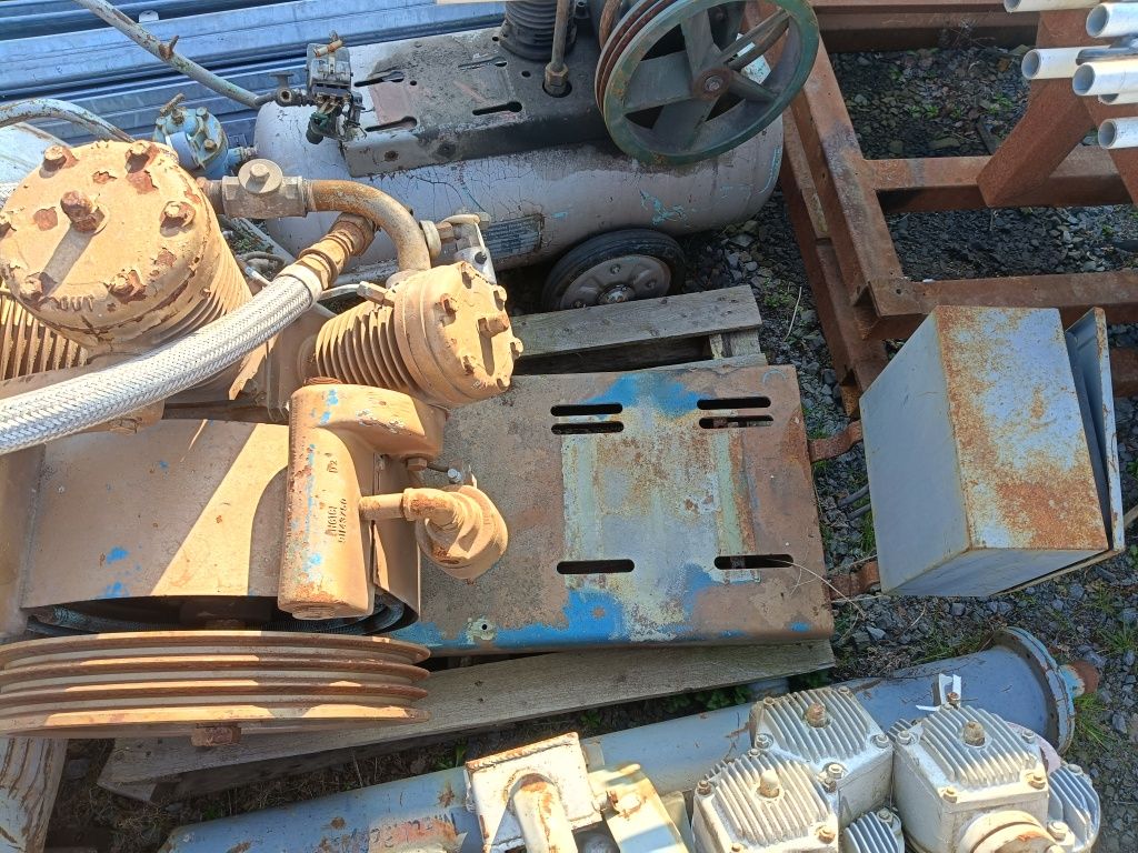 kompreso sprężarka 12bar  Ingersoll Rand 2,26m3