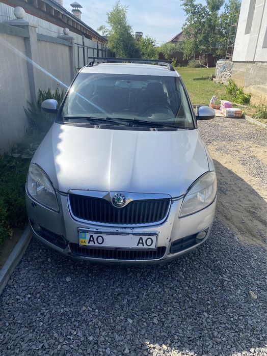 Шкода фабія хечбек