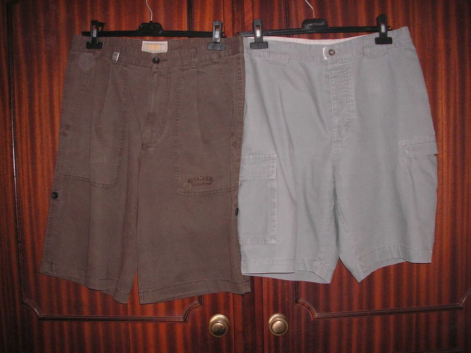 Calções Camel Collection e Springfield Khakis