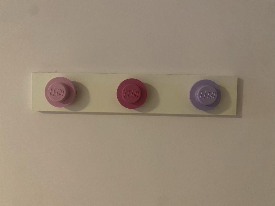 Cabide de criança marca Lego