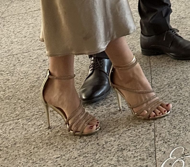 Sandały na obcasie błyszczące świecące cekiny