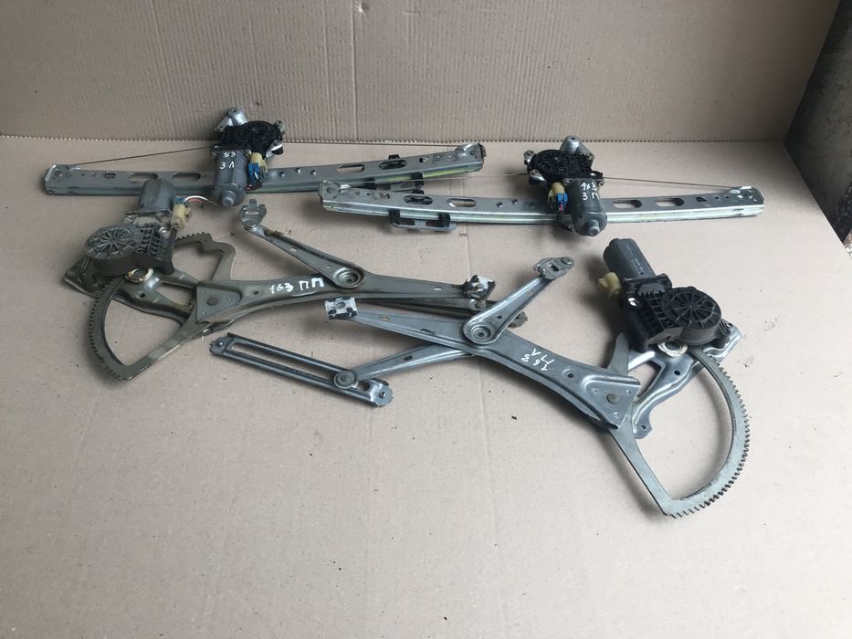 Склопідйомник Мерседес МЛ 163 Емелка