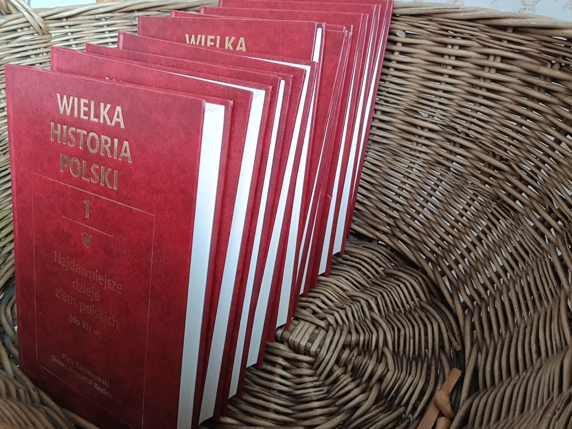 Tom 1 serii książek „Wielka Historia Polski”