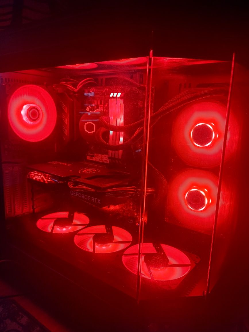 Продам систему водяного охолодження CoolerMaster ML240L RGB