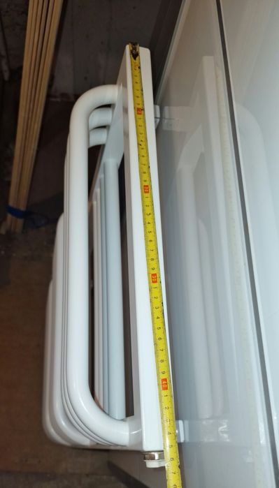 Grzejnik, kaloryfer  łazienkowy 85x45 firmy Terma.