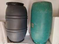Potes em plástico