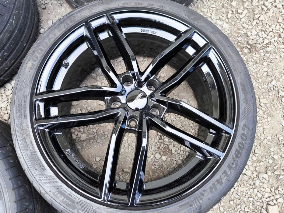Koła VW Audi Seat Skoda Mercedes BMW MG 18 cali 5x112 ET30 235/40