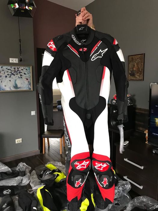 ALPINESTARS 58 розмір распрдажа мотокомбинезон dainese revit axo