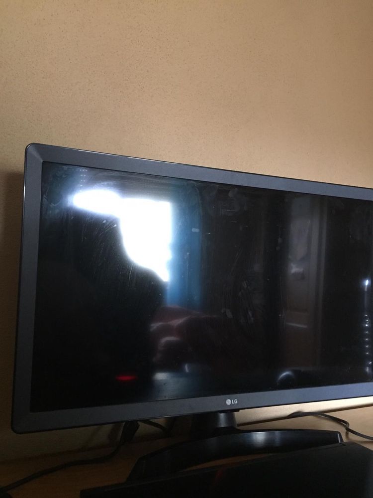 Monitor LG preto