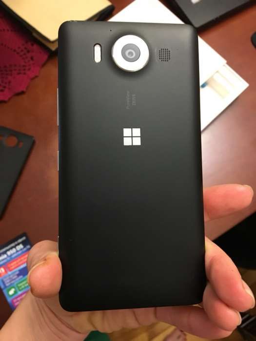 Microsoft Lumia 950 Dual SIM