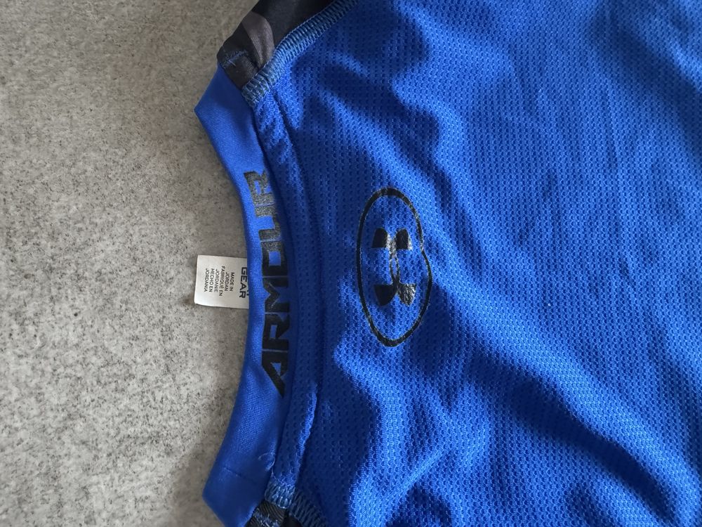 Under Armour HeatGear kompresyjna koszulka sportowa (dziecięca)
