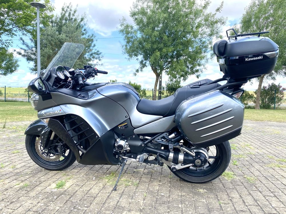 Kawasaki GTR 1400