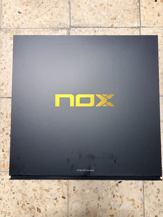 Nox Raquete Pack AT10 genius limited edition 2025