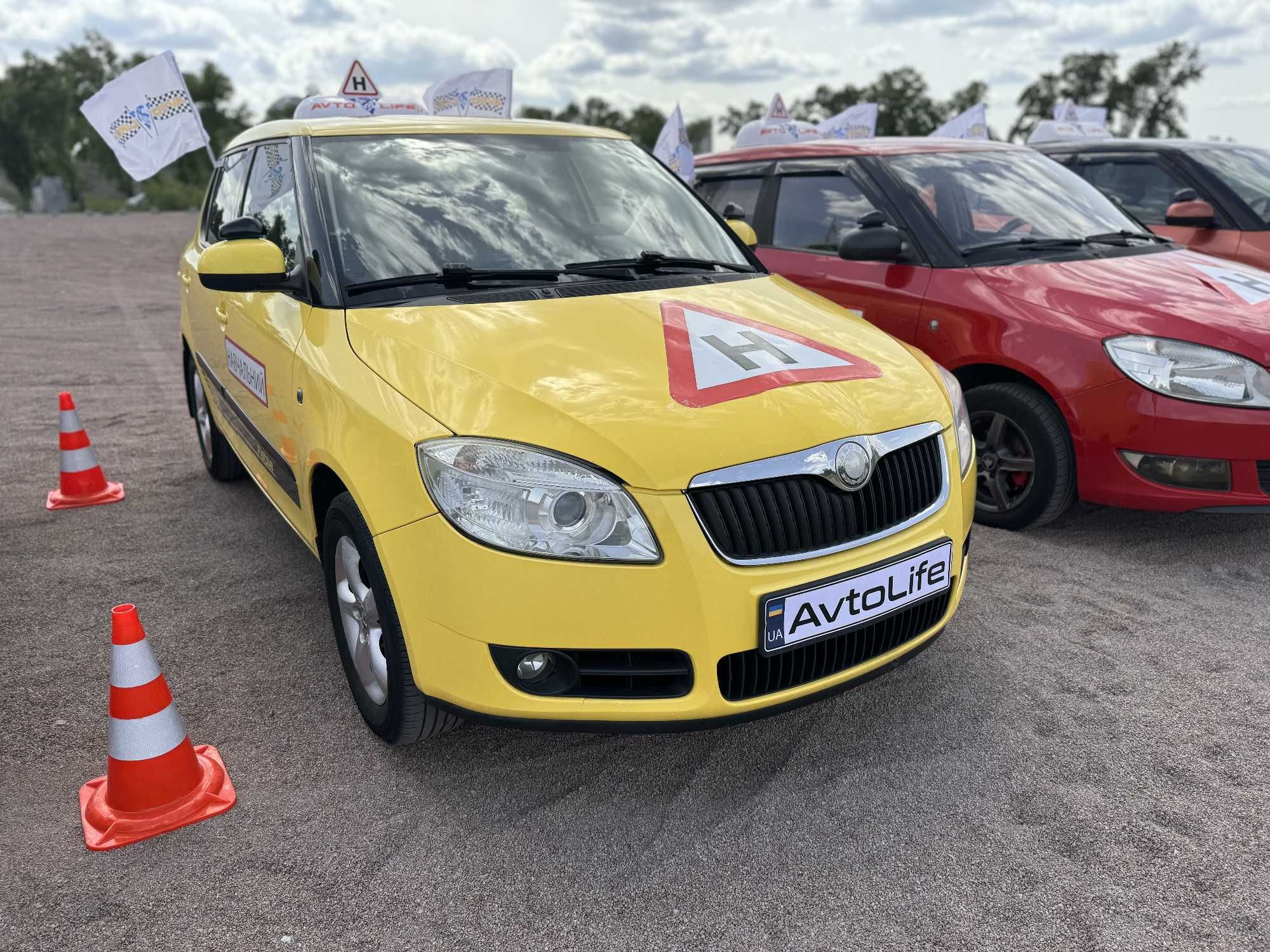 Приватний інструктор, автоінструктор, індивідуальні уроки водіння.