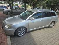Toyota Avensis kombi 2.0 benzyna 2004