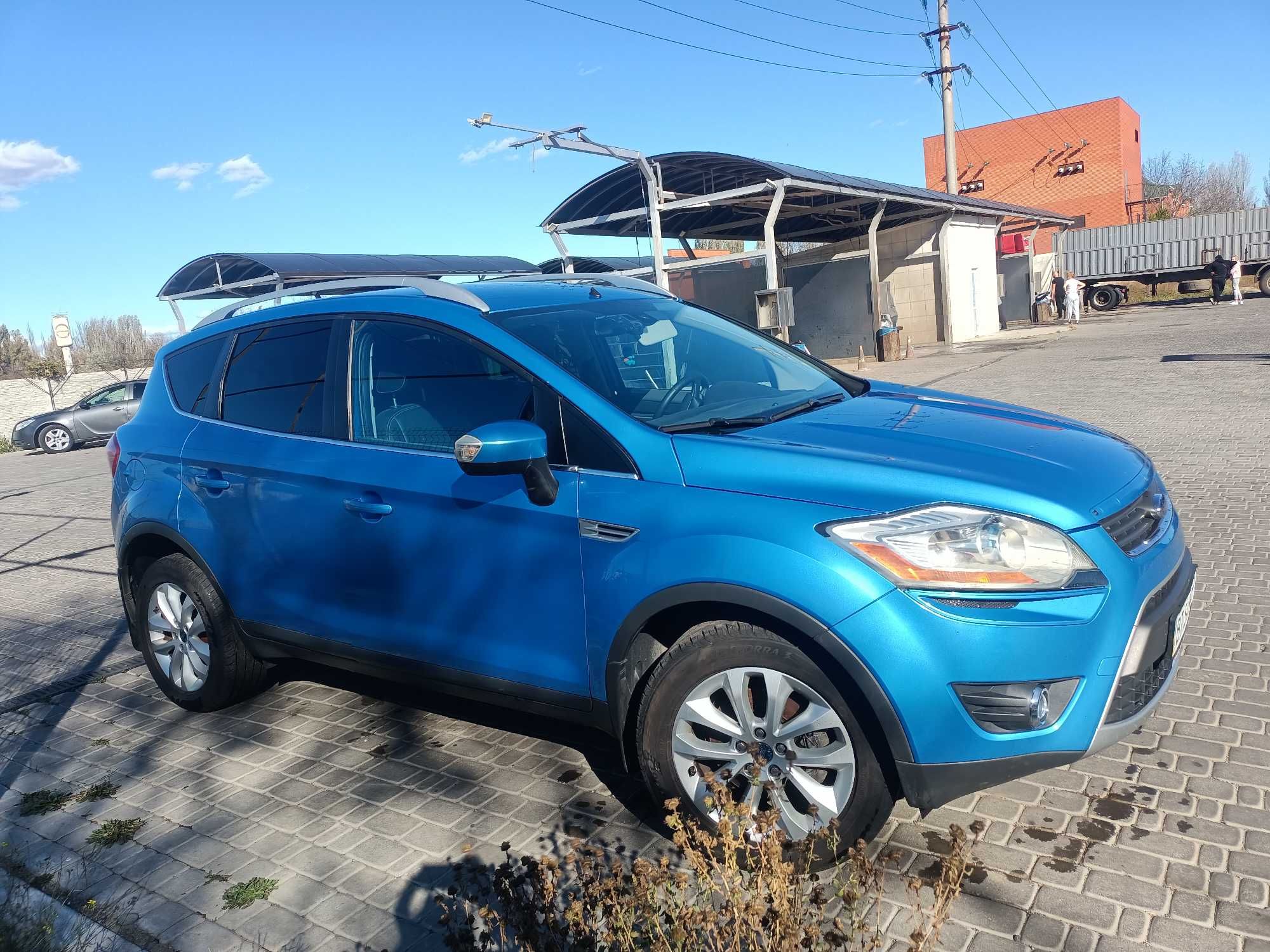 Продам Ford Kuga