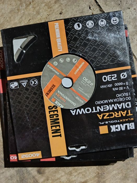 Tarcza diamentowa do cięcia betonu kamienia   na mokro i sucho