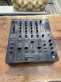 Vendo mesa de mistura PiOnner djm-800 em bom estado