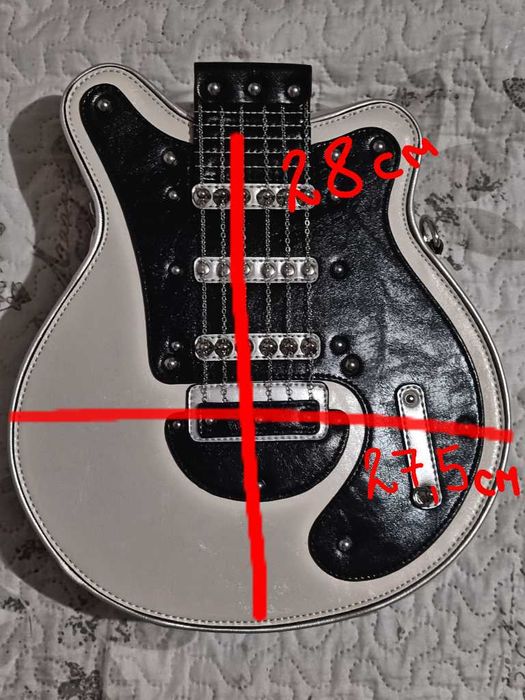 Сумка у вигляді гітари