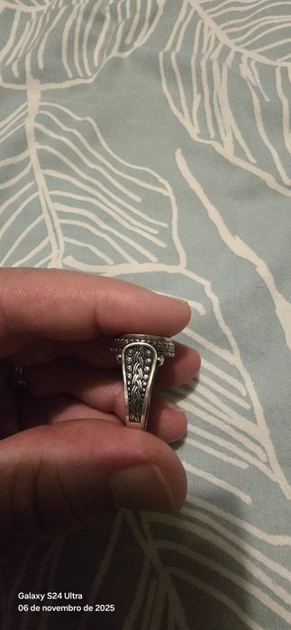 Anéis de prata com logotipo BMW e MERCEDEZ. Valor é para os dois anéis