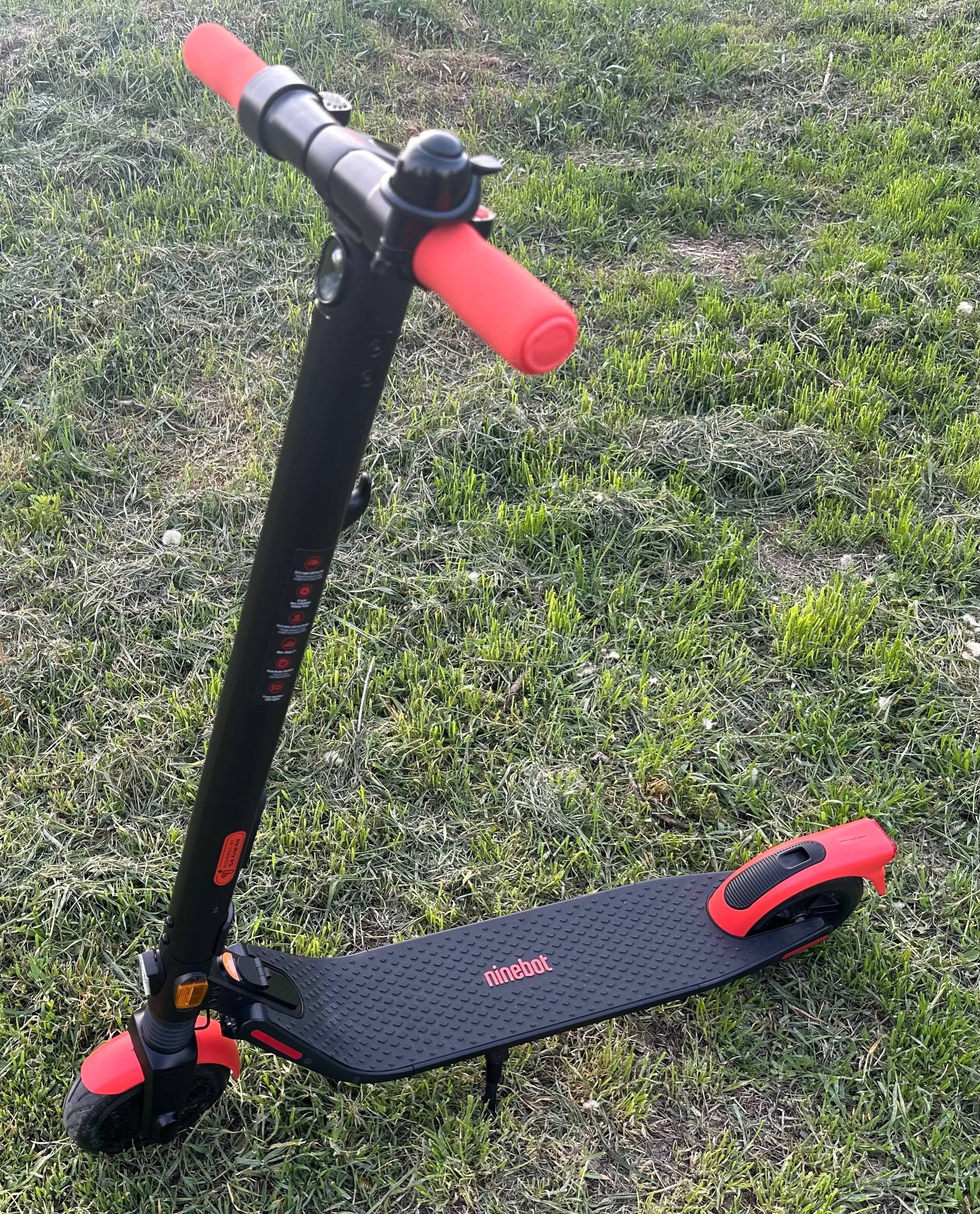 Електросамокат Segway Ninebot KickScooter ES1LD Новий!