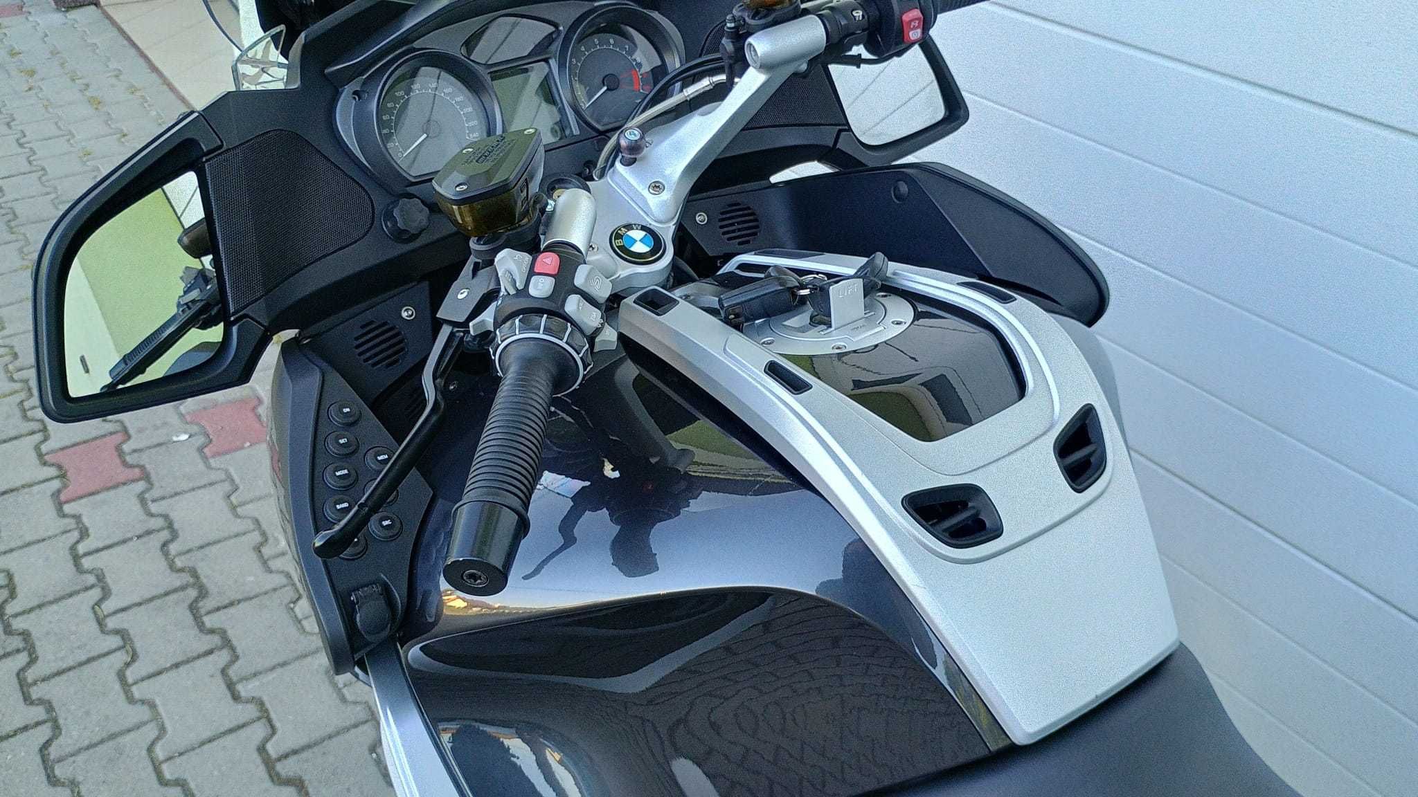 BMW R1200RT r.2010 JAK NOWY TYLKO 17 TYS KM r 1200 rt radio kufry gs