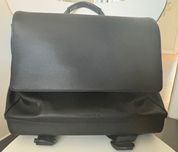 Moleskine: “Horizontal Backpack, Classic Collection, Black”, pouco uso