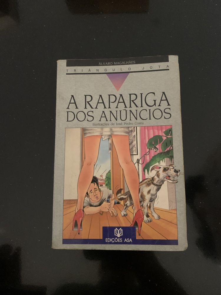 Livro - Triângulo Jota - Álvaro Magalhães