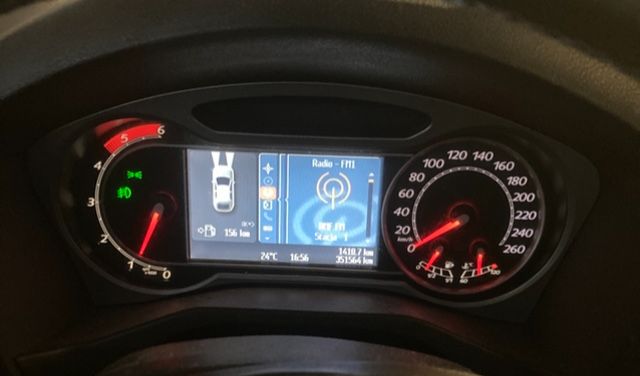 Ford Mondeo 2.0tdci 140 km titanium