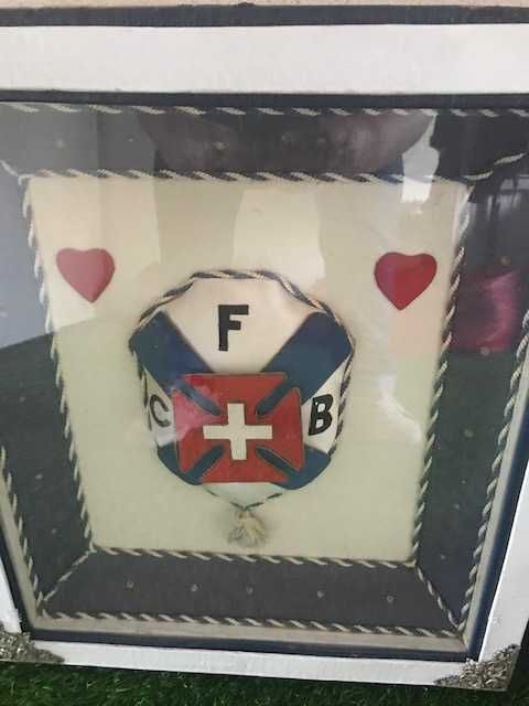 Moldura com emblema em seda de "Os Belenenses"