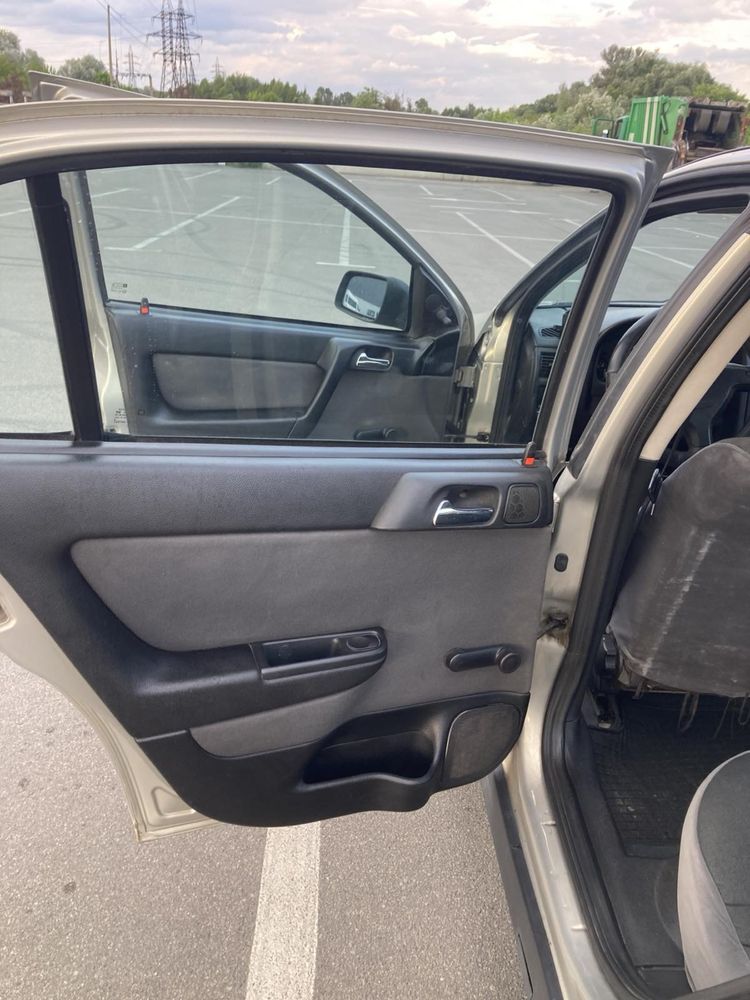 Opel Astra g.