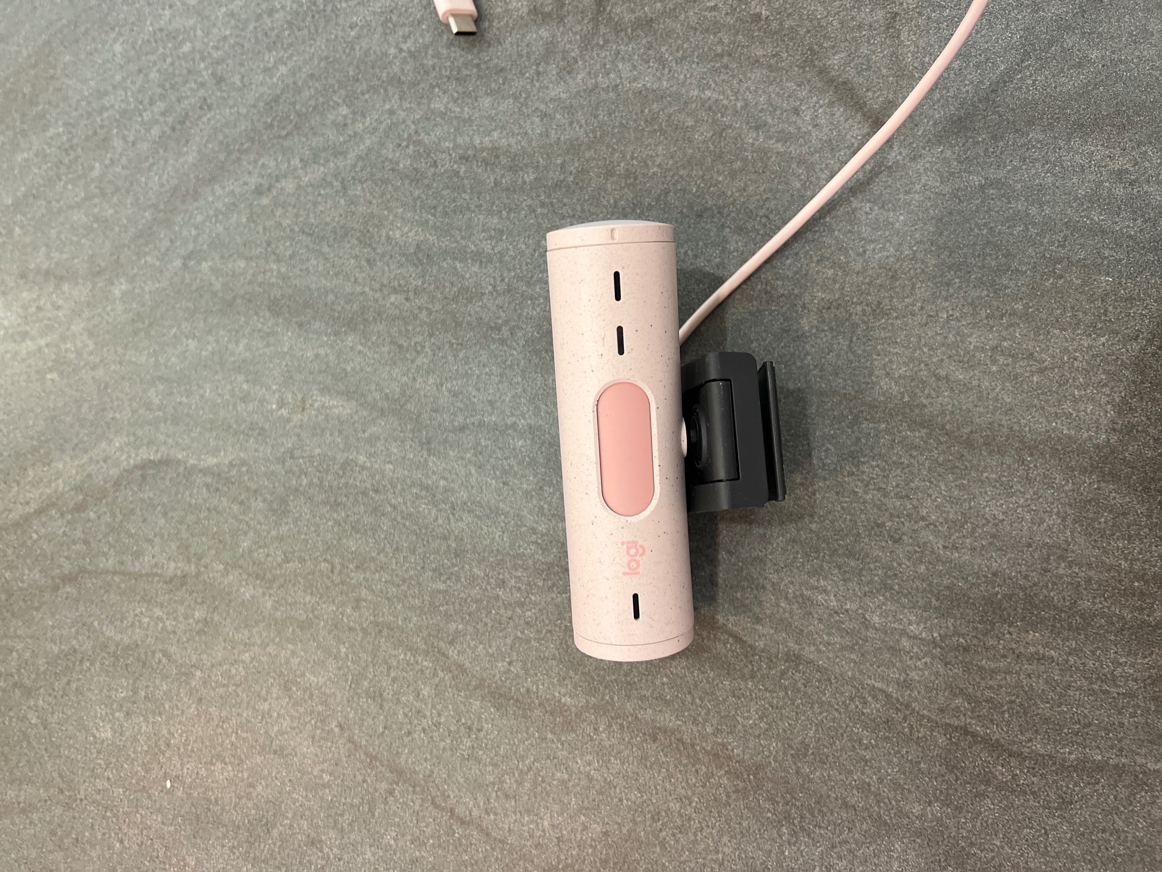 Веб-камера Logitech Brio 500 рожева