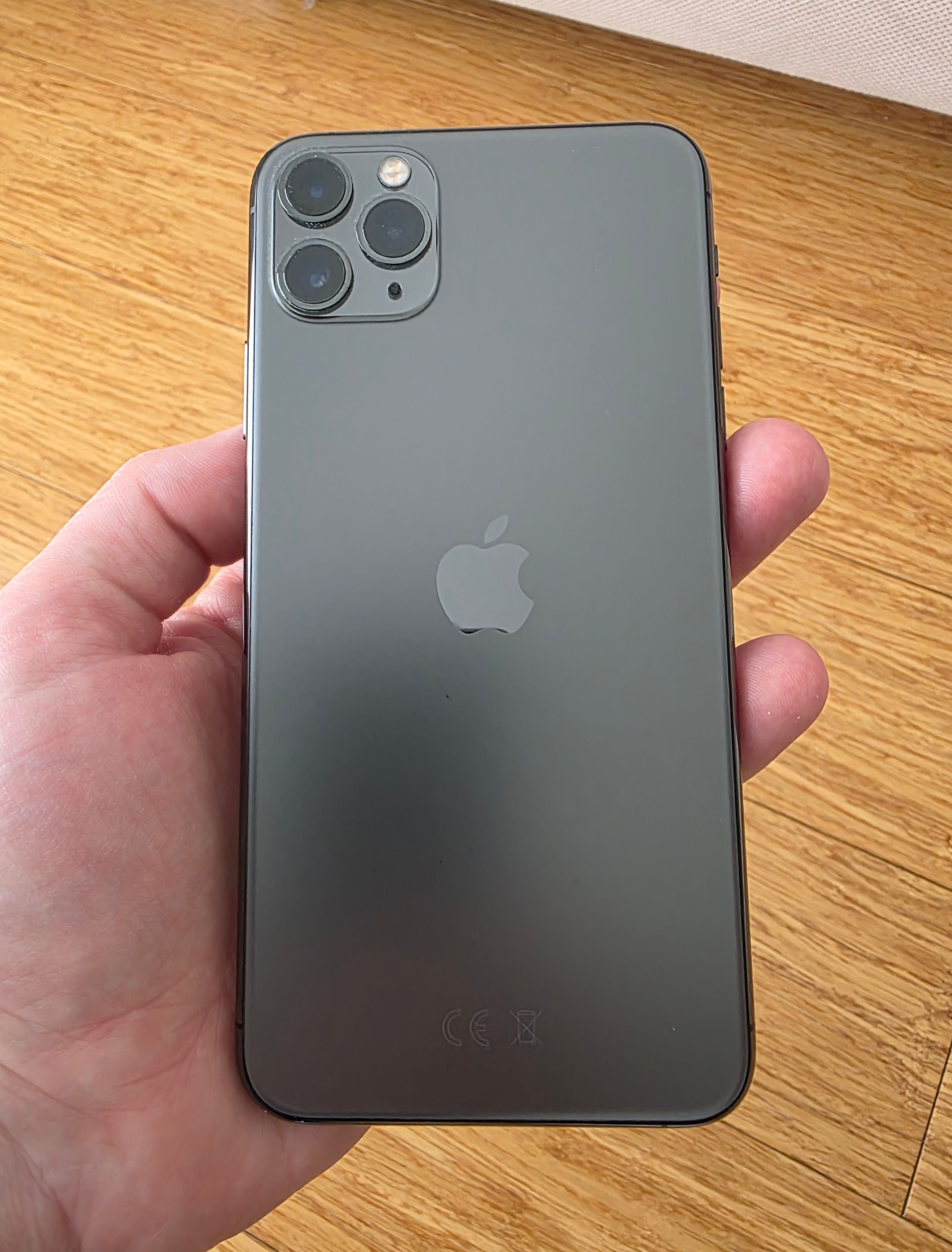 Apple iPhone 11 Pro Max 64GB Dual SIM Szary (MWHD2PM/A) - nowa bateria