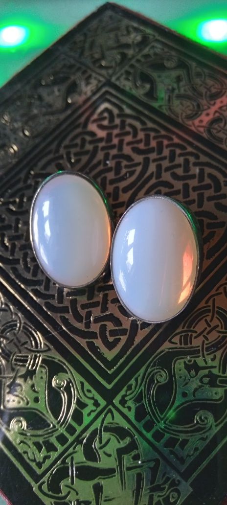Mleczny opal w srebrze 925
