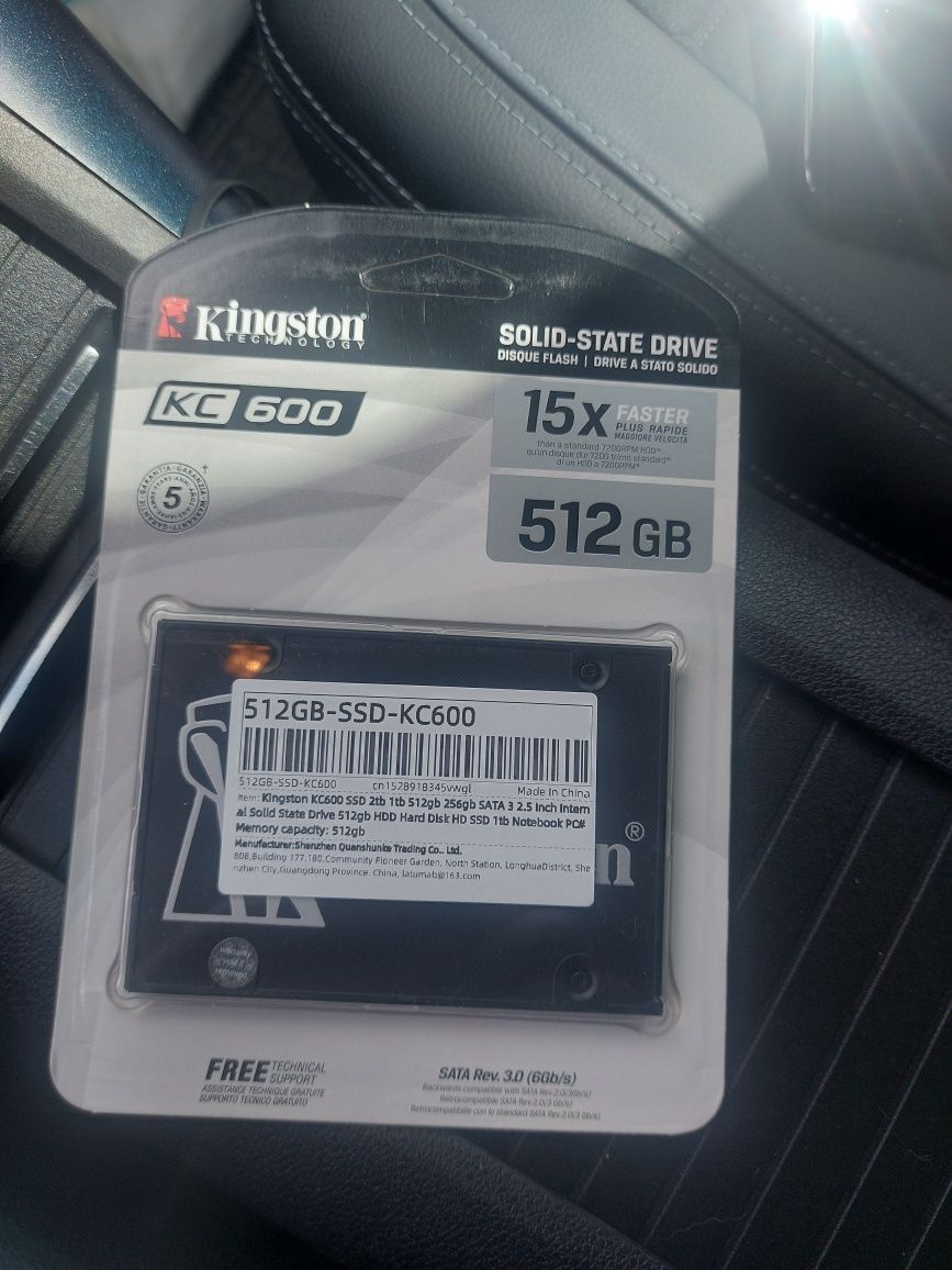 SSD диск Kingston KC600 512GB