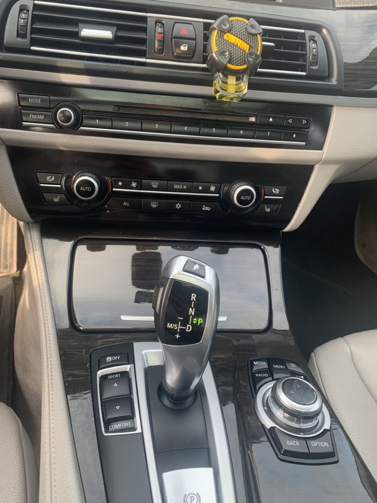 Продам Bmw 528i 2012 року